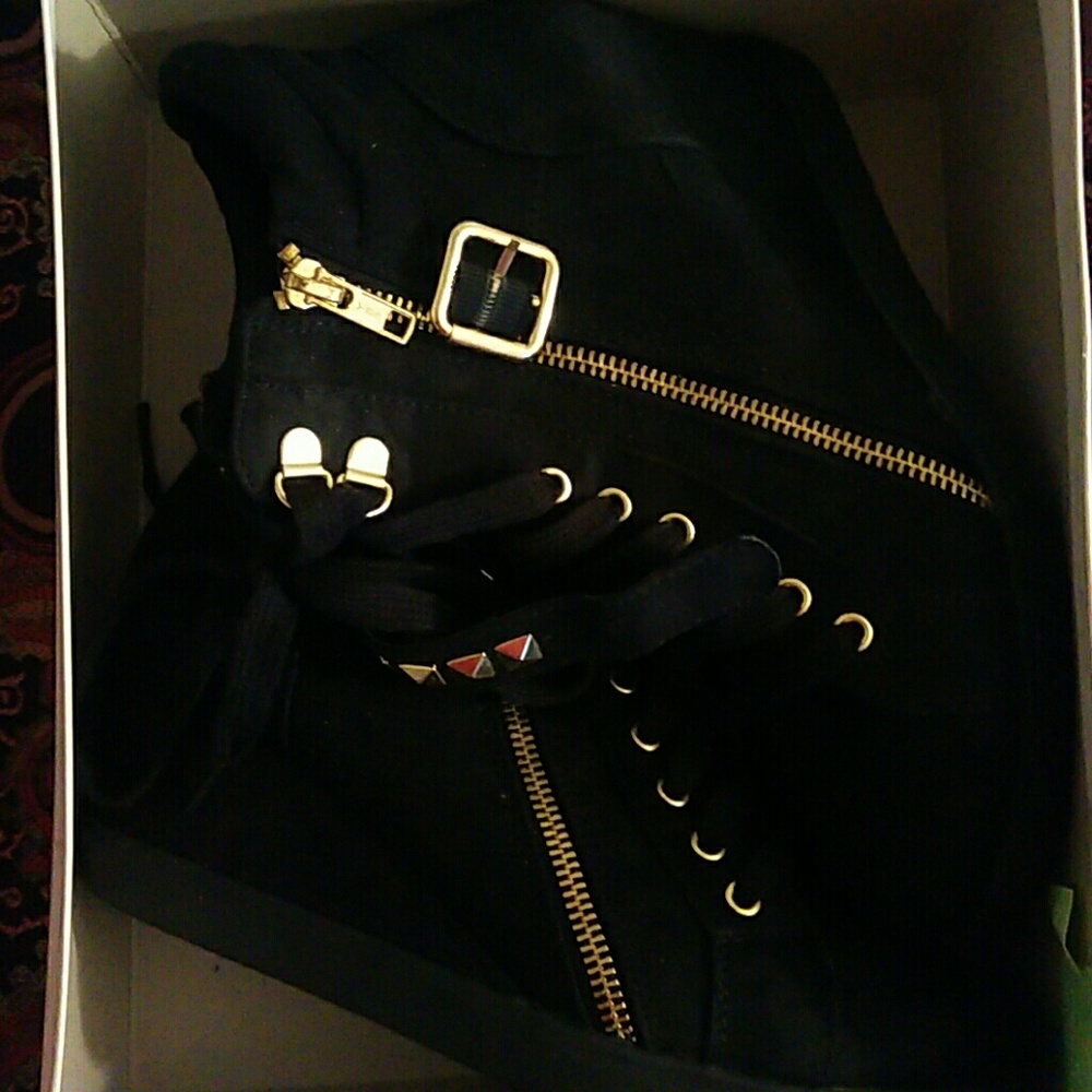 Women wedge boots